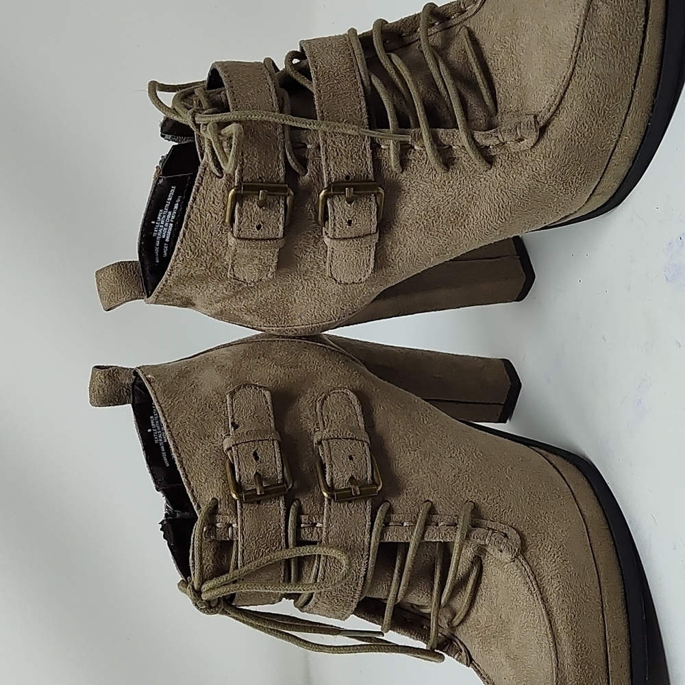 Leather Platform Booties Size 8 - Picture 3 of 6